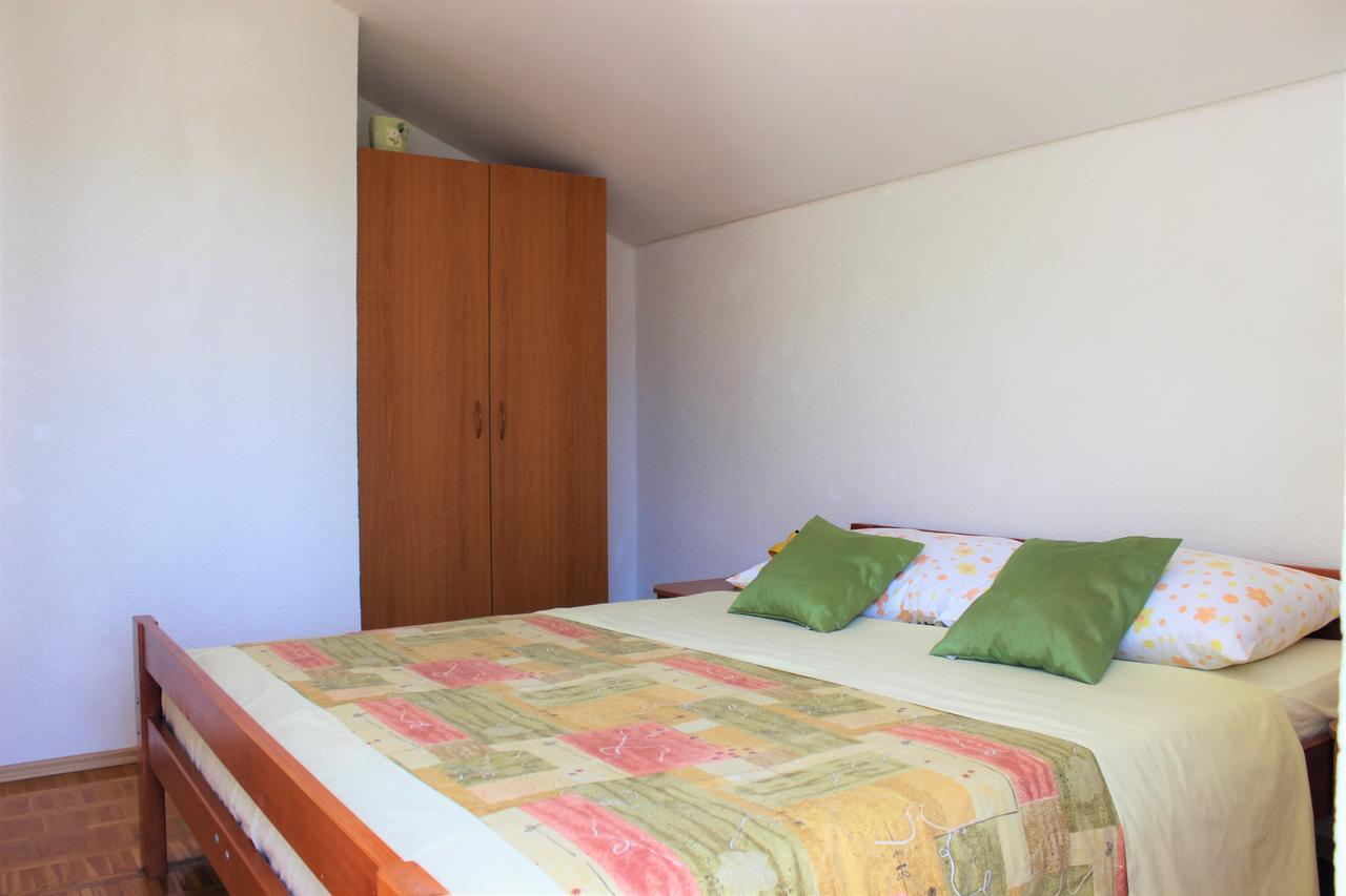 Apartments Villa Arta Murter Exterior foto
